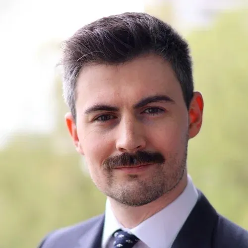 Andrew Martin headshot