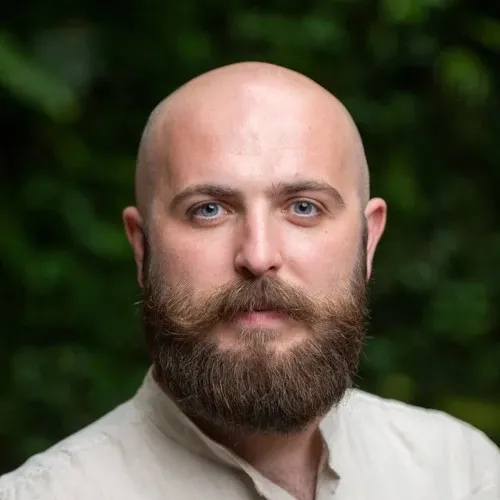 Dominic Sulway headshot